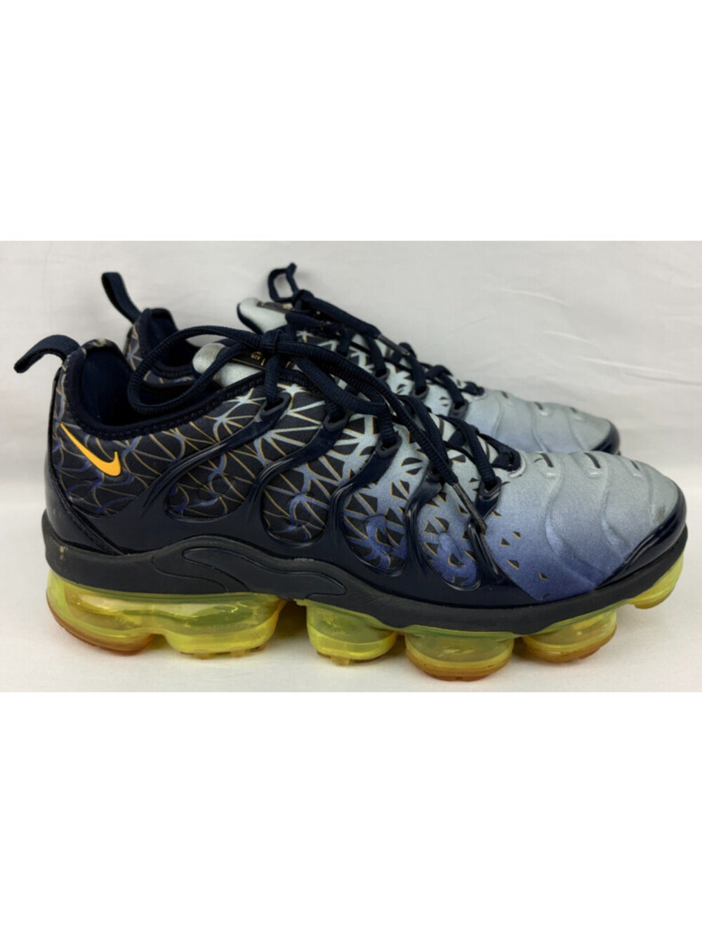 Size 9 - Nike Air VaporMax Plus Indigo Storm mens sneakers